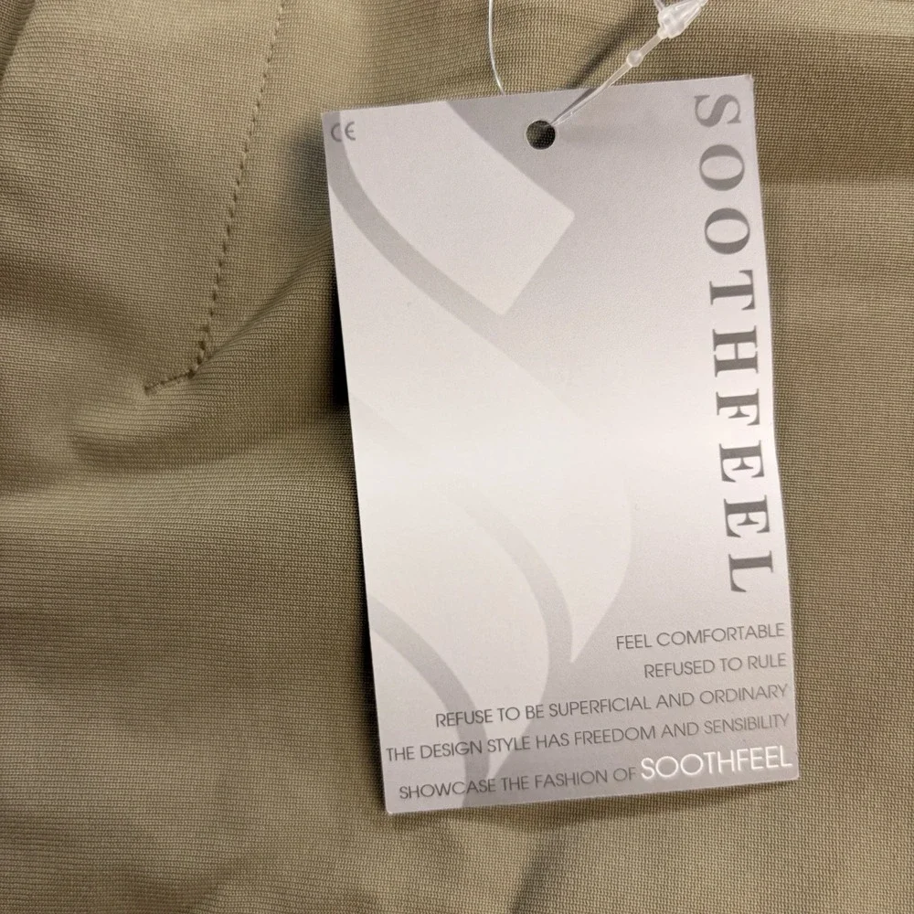 Soothefeel Mens Shorts 30W Small Khaki Golf Performance Casual NWT